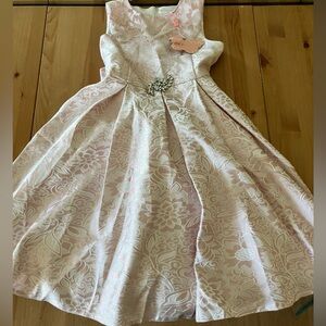 NWT Pink Butterfly Elegant Pink Floral Kids Dress Rhinestone accent Size 10 Kid